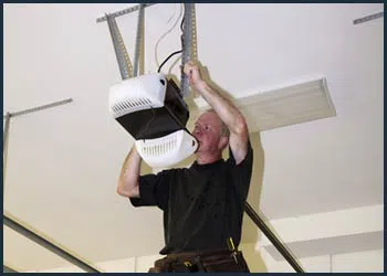 Garage Doors Store Repairs Atlanta, GA 404-793-6003 - cont-gdr-door-opener-08m