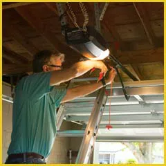 Garage Doors Store Repairs Atlanta, GA 404-793-6003 - side-opener-08m